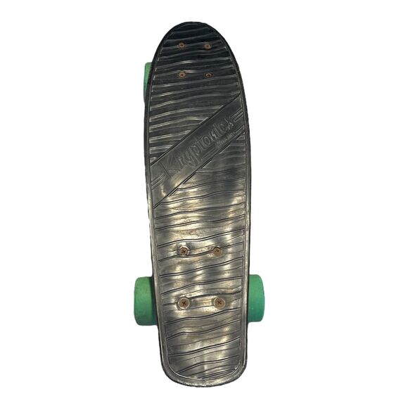 Kryptonics Classic Kids Black Aqua Polyplastics Durable 22.5" Torpedo Skateboard - Picture 1 of 11
